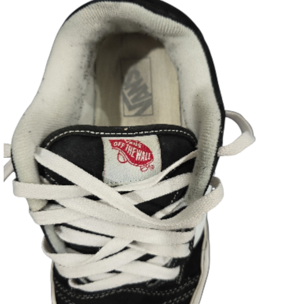 Classic Black and White Women's Size 8.5 Men Size 7 Sneakers - Picture 7 of 7